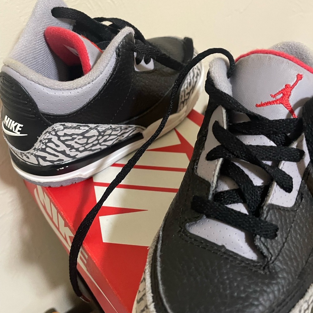 Nike Kids Black and White Sneakers with Red Accents